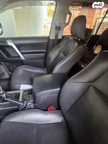 מודעת רכב טויוטה לנד קרוזר