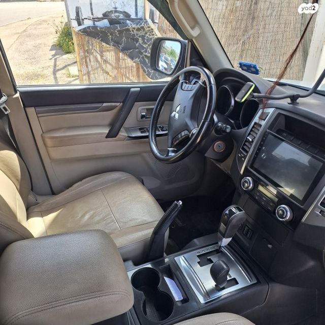 מודעת רכב מיצובישי פג'רו