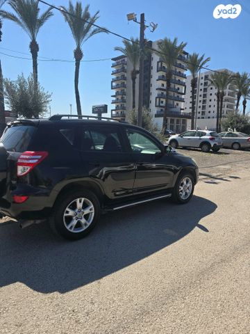 מודעת רכב טויוטה RAV4