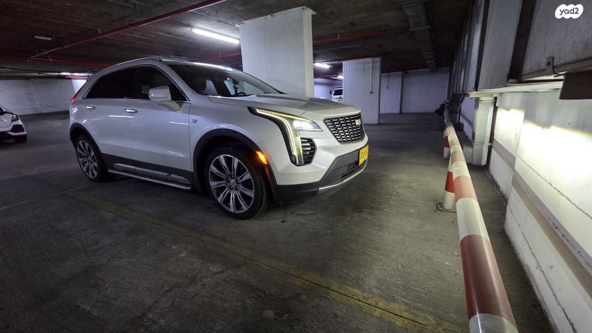 מודעת רכב קאדילק XT4