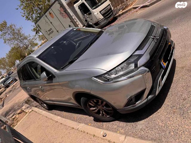 מודעת רכב מיצובישי אאוטלנדר