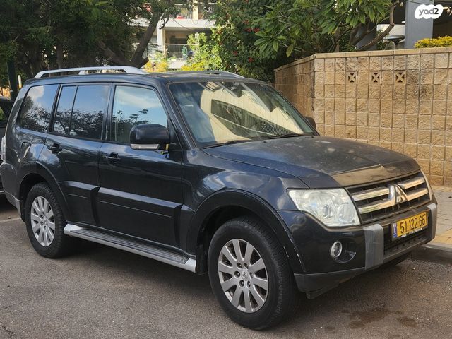 מודעת רכב מיצובישי פג'רו