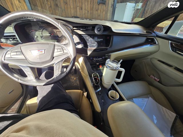 מודעת רכב קאדילק XT5