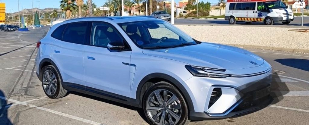 מודעת רכב אם ג'י מארוול R