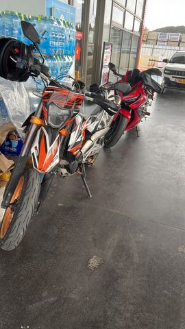 מודעת רכב KTM SuperMoto SMC 690