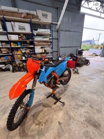 מודעת רכב KTM Supermoto