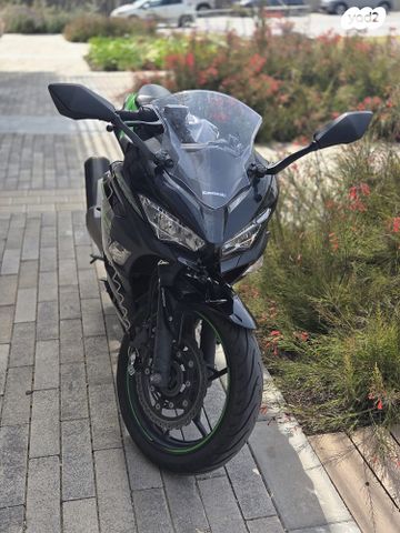 מודעת רכב קאוואסאקי נינג'ה 400