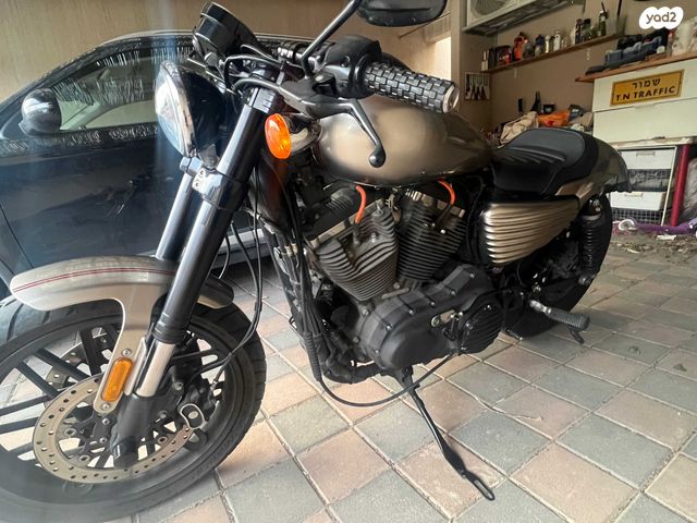 מודעת רכב הרלי דיווידסון רודסטר 1200