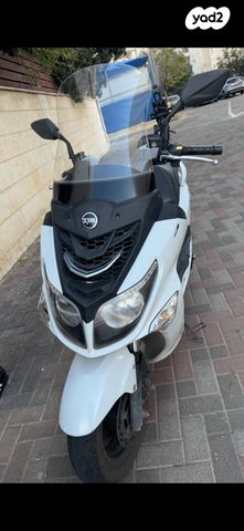 מודעת רכב סאן יאנג ג'וי רייד 125