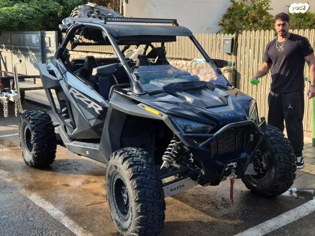 מודעת רכב פולריס