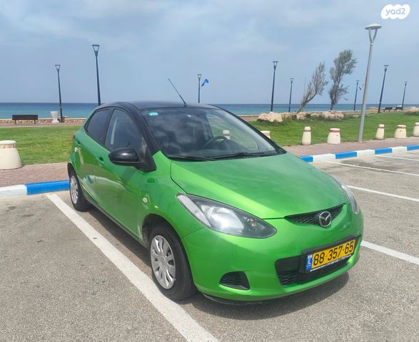 מודעת רכב מאזדה 2