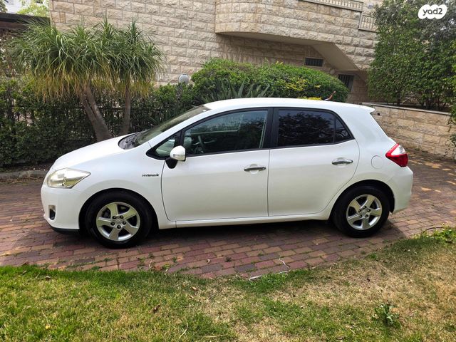 מודעת רכב טויוטה אוריס