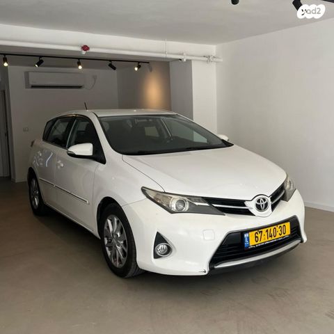 מודעת רכב טויוטה אוריס