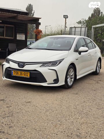 מודעת רכב טויוטה קורולה