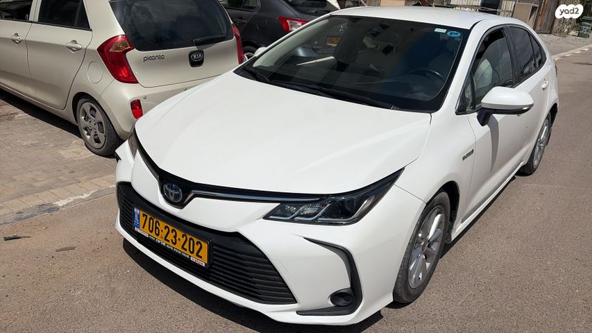 מודעת רכב טויוטה קורולה