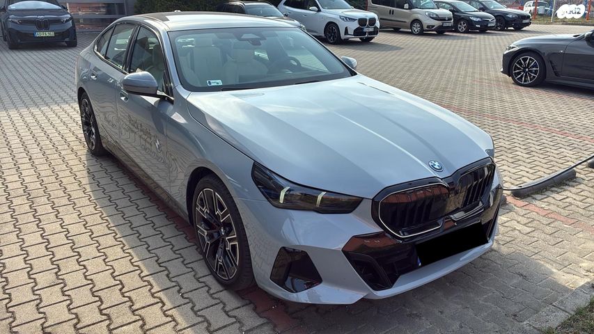 מודעת רכב ב מ וו סדרה 5