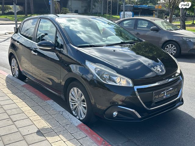 מודעת רכב פיג'ו 208