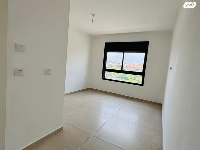 ד"ר יוסף בורג 10