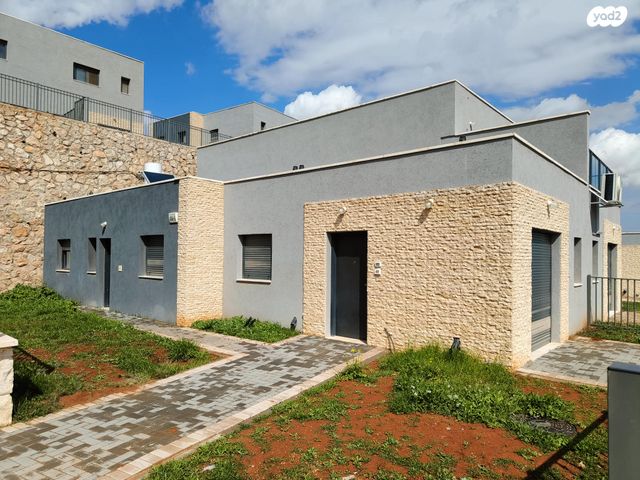 דרך הגלעד 100