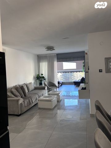 הרב מיימון 16