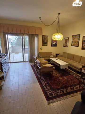 סמטת לובצקי 4