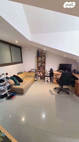 מרדכי גבירטיג 12