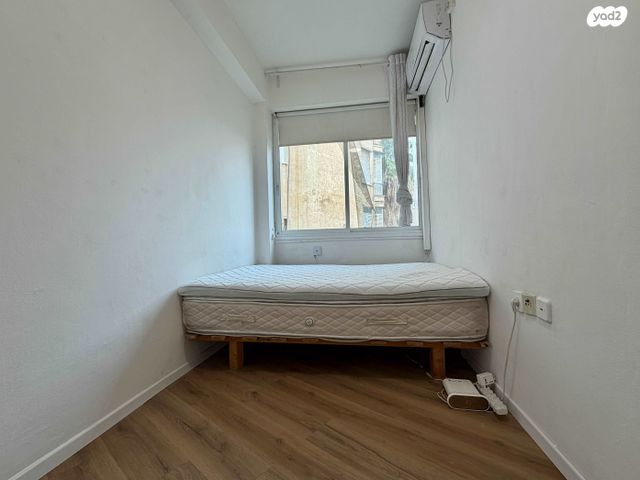 שדרות יהודית 1