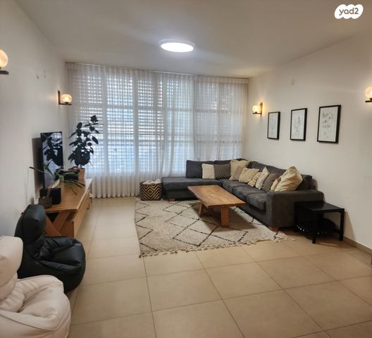 מורדי הגטאות 18