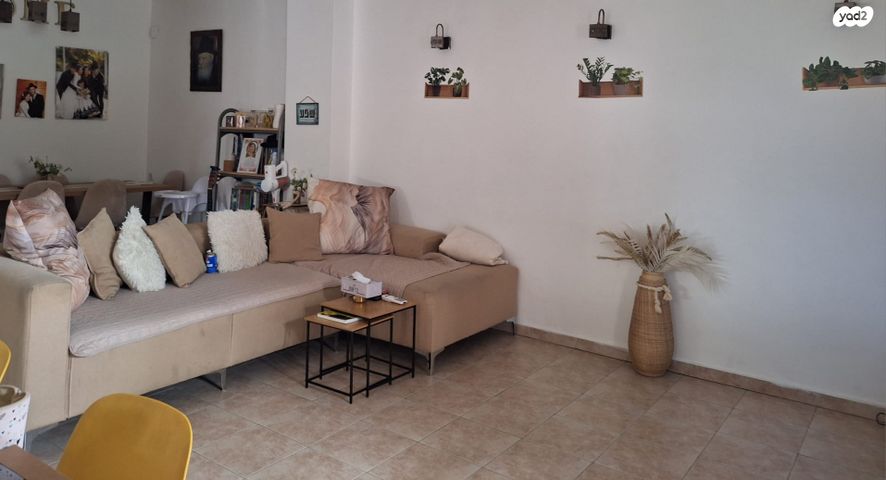 הרב זכריה מדאר 17