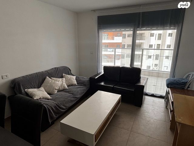 חביבה רייק 74