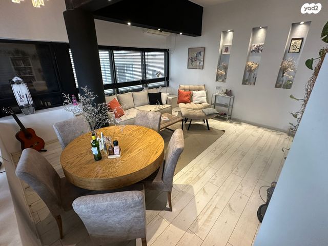 טשרניחובסקי 23