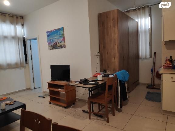 דרך מנחם בגין 22