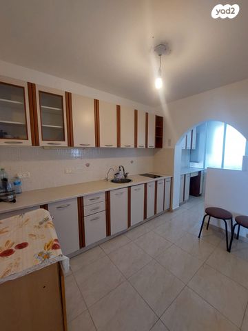 ח.מ. שפירא 20