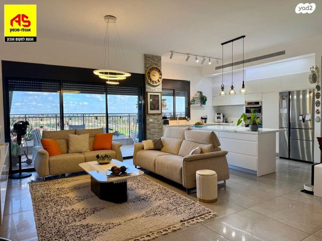 יהודה עמיחי 