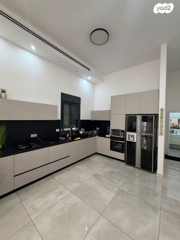 יצחק שמיר 17