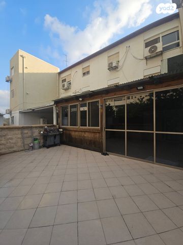 דירת גן, שדרות