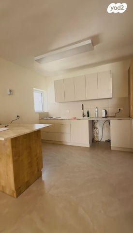 רמז, מערב ותיק