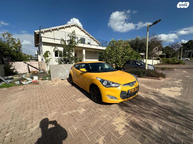 מודעת רכב יונדאי ולוסטר