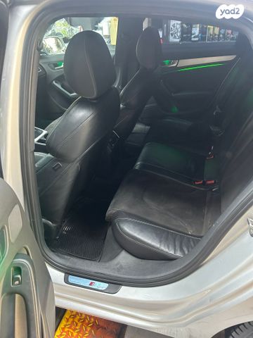 מודעת רכב אאודי A4