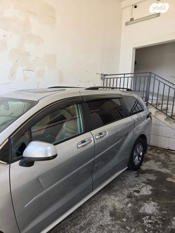 מודעת רכב טויוטה סיינה