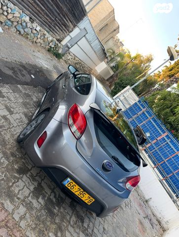 מודעת רכב יונדאי ולוסטר