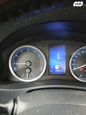 מודעת רכב טויוטה קורולה