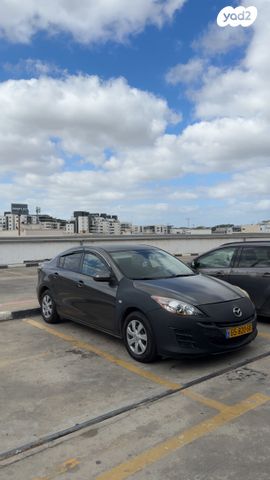 מודעת רכב מאזדה 3
