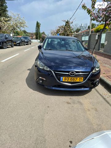 מודעת רכב מאזדה 3