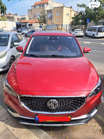 מודעת רכב אם ג'י ZS