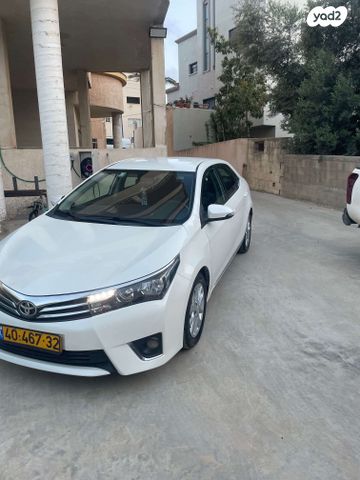 מודעת רכב טויוטה קורולה