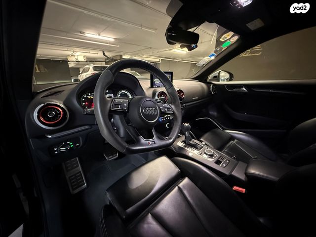 מודעת רכב אאודי RS 3