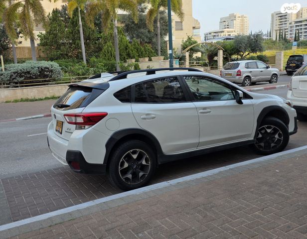 מודעת רכב סובארו XV