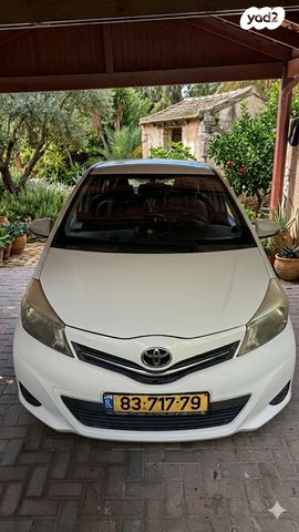 מודעת רכב טויוטה יאריס