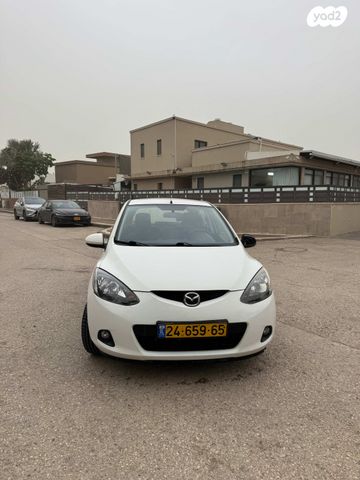 מודעת רכב מאזדה 2